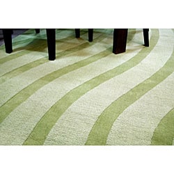 Hand-tufted Green Waves Wool Rug - 5' x 8'