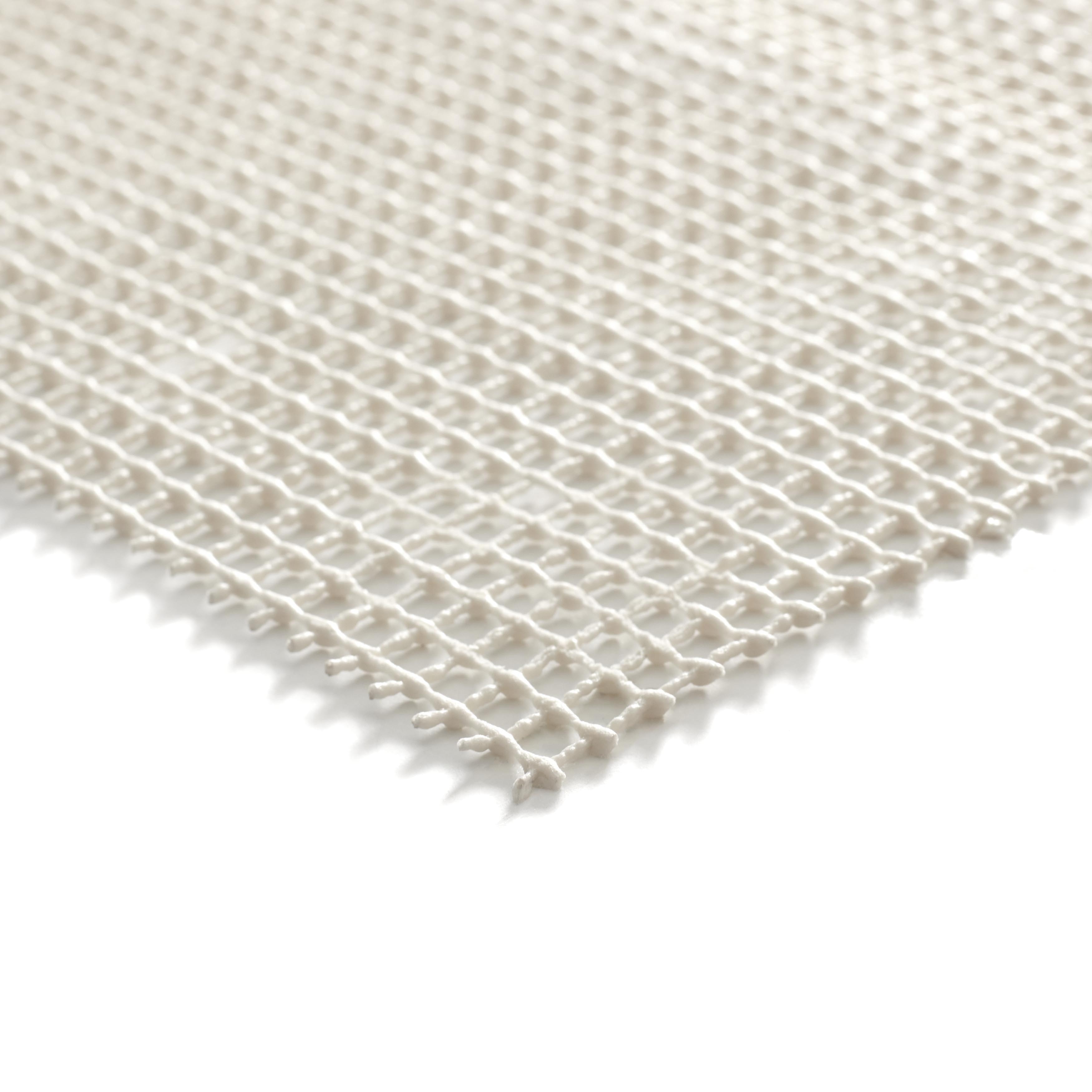 SAFAVIEH Ultra Non-slip Rug Pad - Off-White - On Sale - Bed Bath & Beyond -  3962804