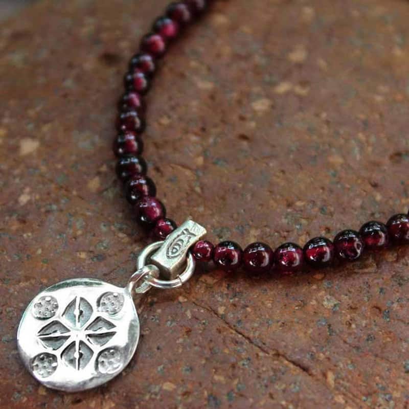 NOVICA Handmade Silver Garnet 'Lucky Charm' Choker (Thailand)