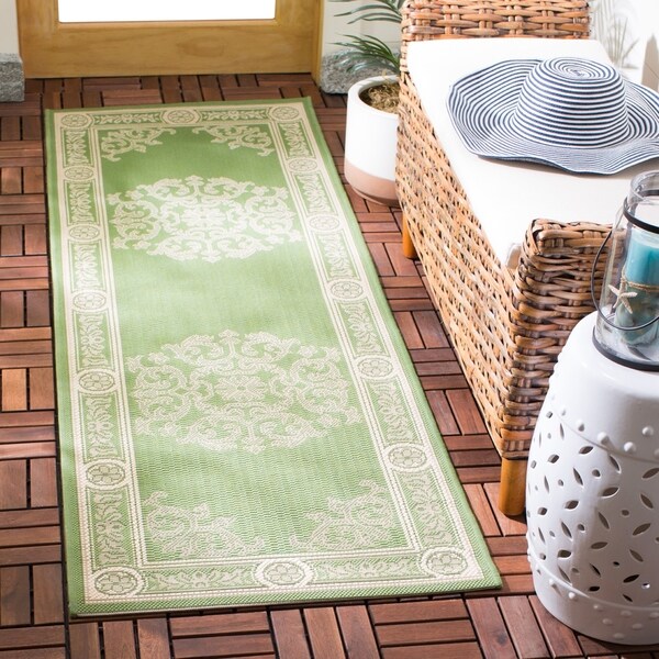 green outdoor runner