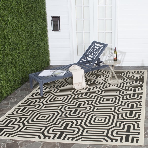 Safavieh Matrix Sand/ Black Indoor/ Outdoor Rug (8' x 11') - 7'10 x 11'