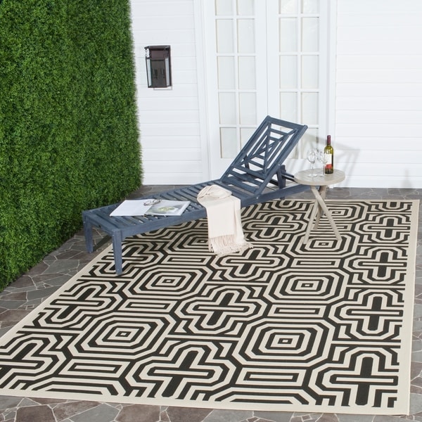 Safavieh Matrix Sand/ Black Indoor/ Outdoor Rug - 8' x 11'
