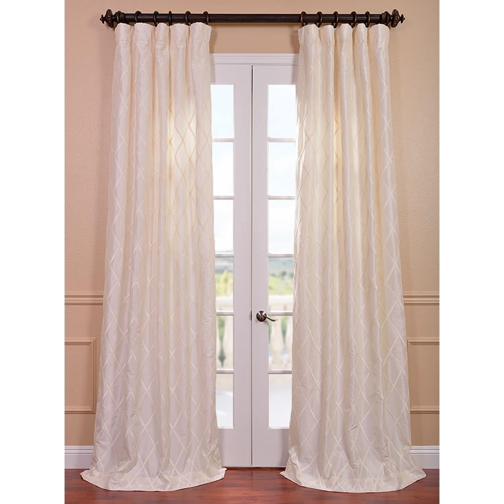 Exclusive Fabrics Patterned Faux Silk 120-inch Curtain (1 Panel) - 50 x 120