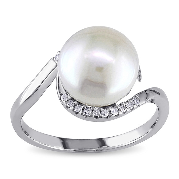 Shop Miadora Sterling Silver 1/10ct TDW Diamond FW Pearl Ring (9-10 mm ...