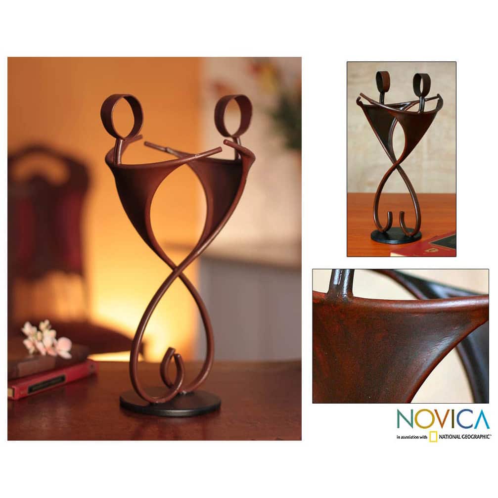 Friends Forever Iron Statuette - N/A