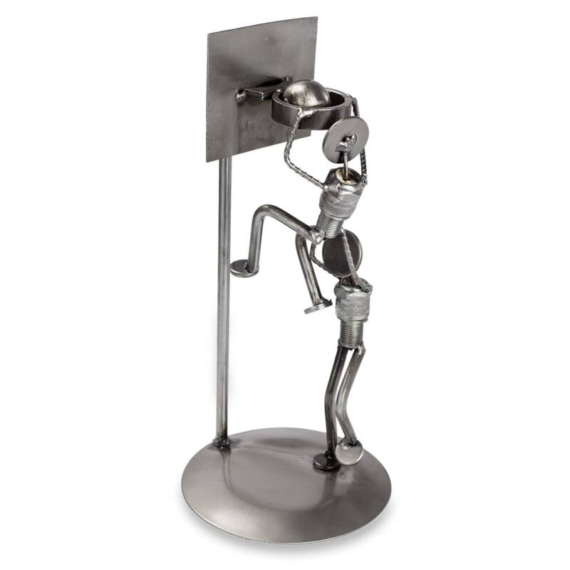 NOVICA Handmade 'Rustic Basketball Final' Iron Statuette (Mexico)
