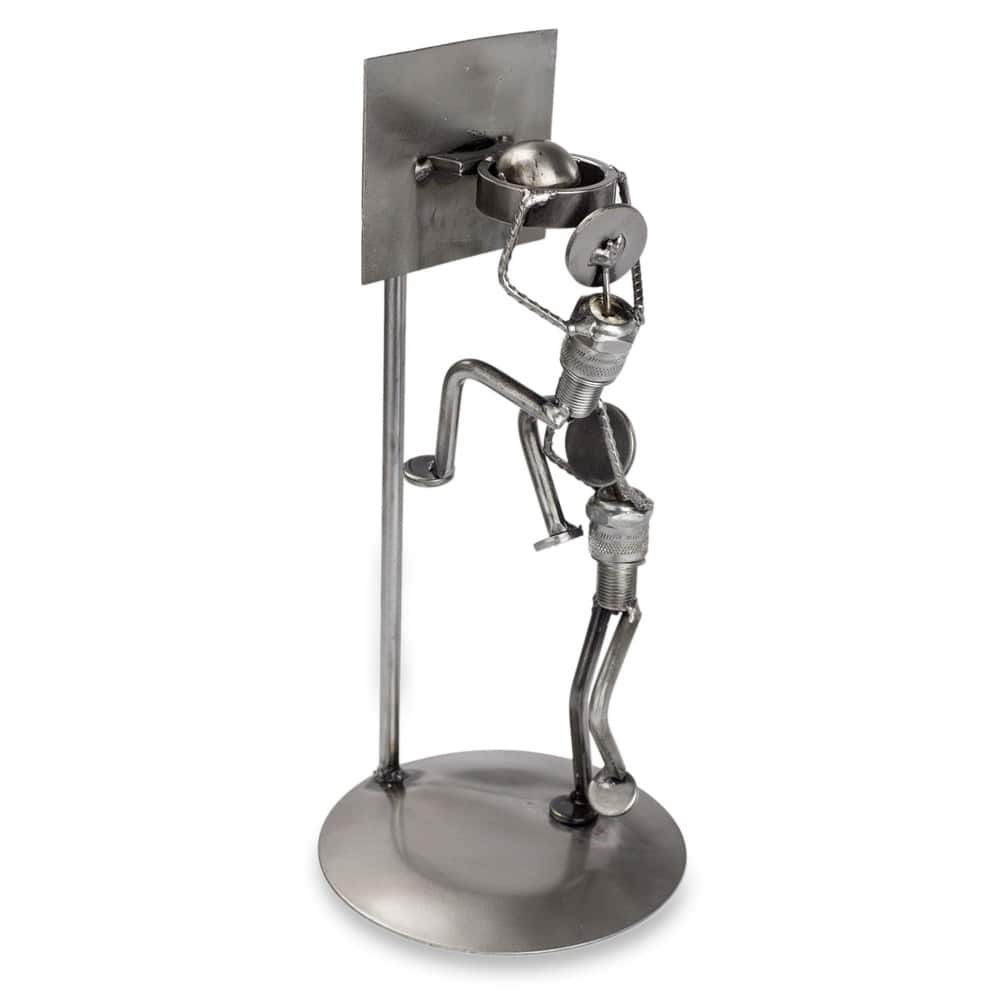 NOVICA Handmade 'Rustic Basketball Final' Iron Statuette (Mexico)
