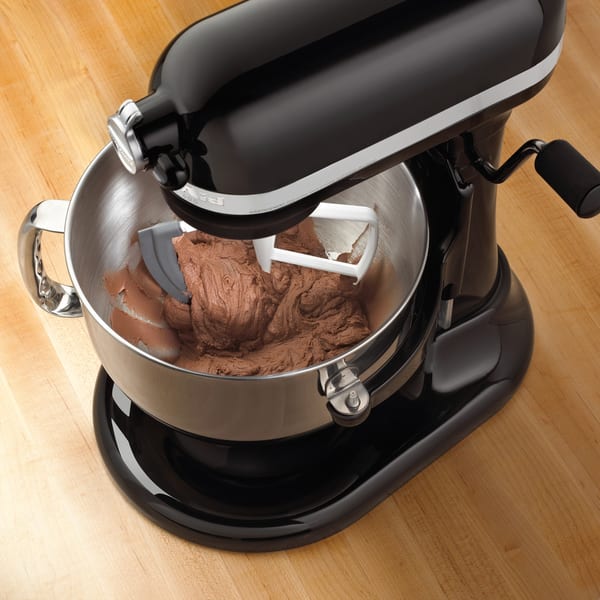 Kitchen Aid 6 Quart Stand Mixer-Pro 600-bowl Lift for Sale in San
