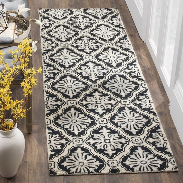 Shop Safavieh Handhooked Lexington Ivory/ Black Runner Rug 2'6 x 10' On Sale Free