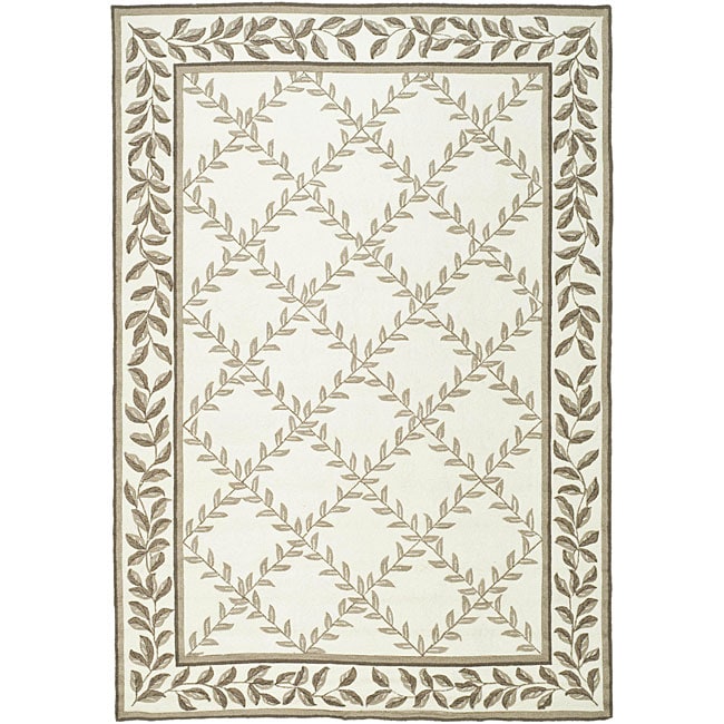 Hand hooked Trellis Ivory/ Olive Polypropylene Rug (4 X 6) (IvoryPattern FloralTip We recommend the use of a non skid pad to keep the rug in place on smooth surfaces.All rug sizes are approximate. Due to the difference of monitor colors, some rug colors