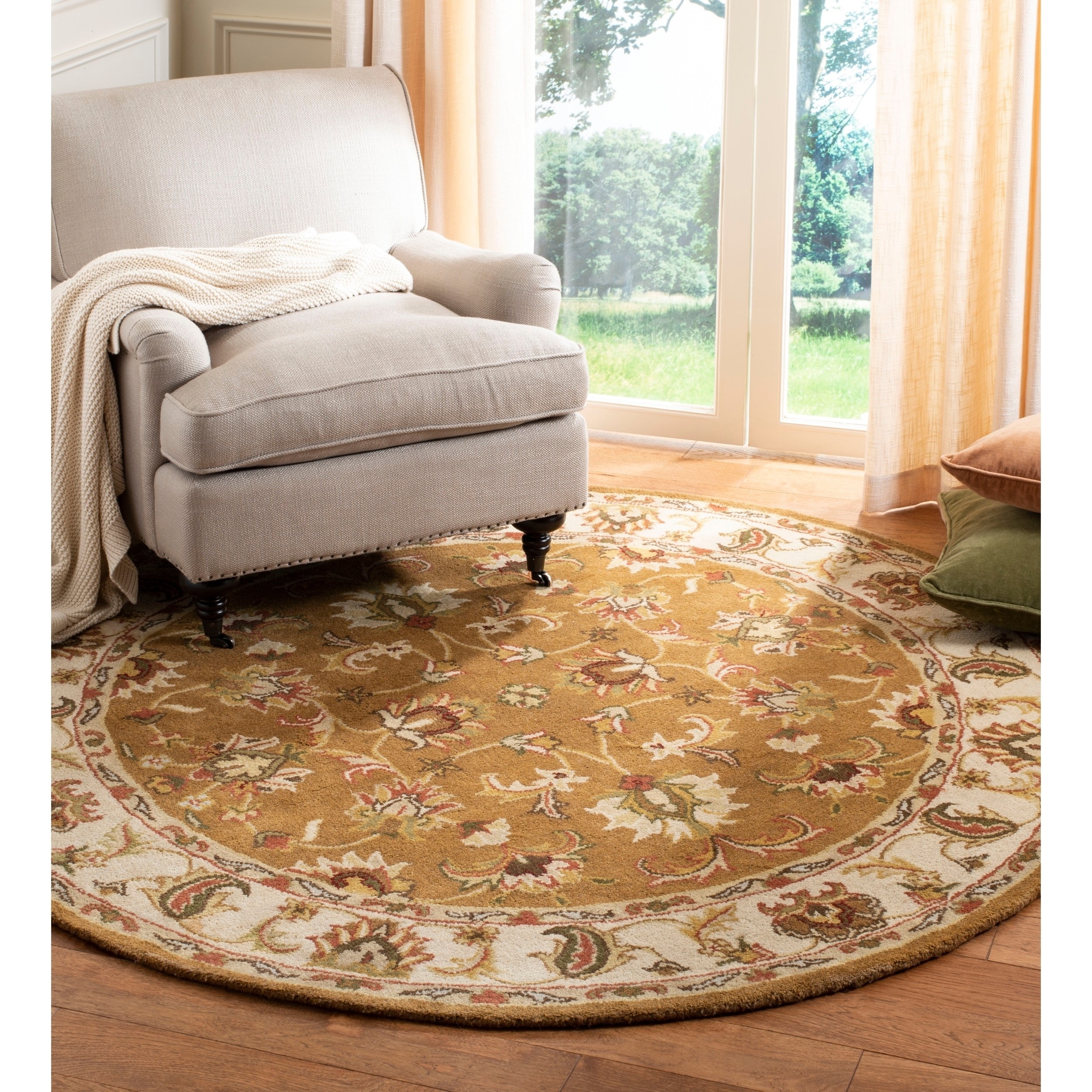 Handmade Heritage Tabriz Mocha/ Ivory Wool Rug (6 Round)