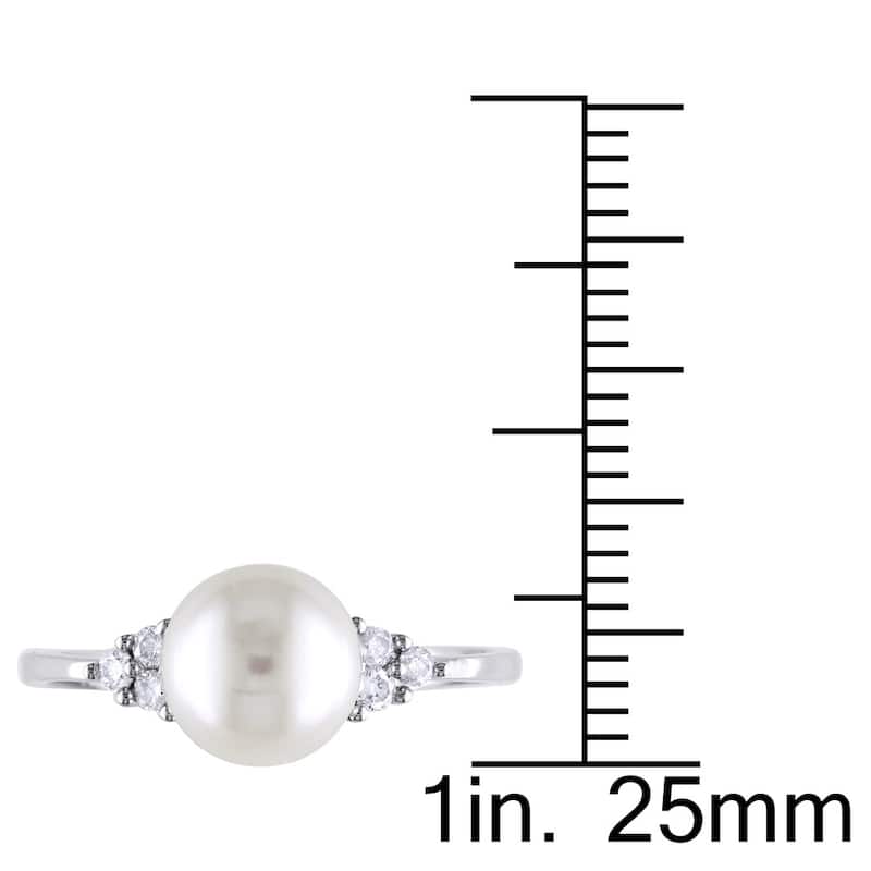 Miadora 10k White Gold Cultured Freshwater Pearl and 1/8ct TDW Diamond Ring (7.5-8 mm)