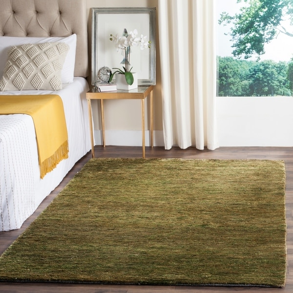 Safavieh Hand-knotted Vegetable Dye Solo Green Hemp Rug - 8' x 10'