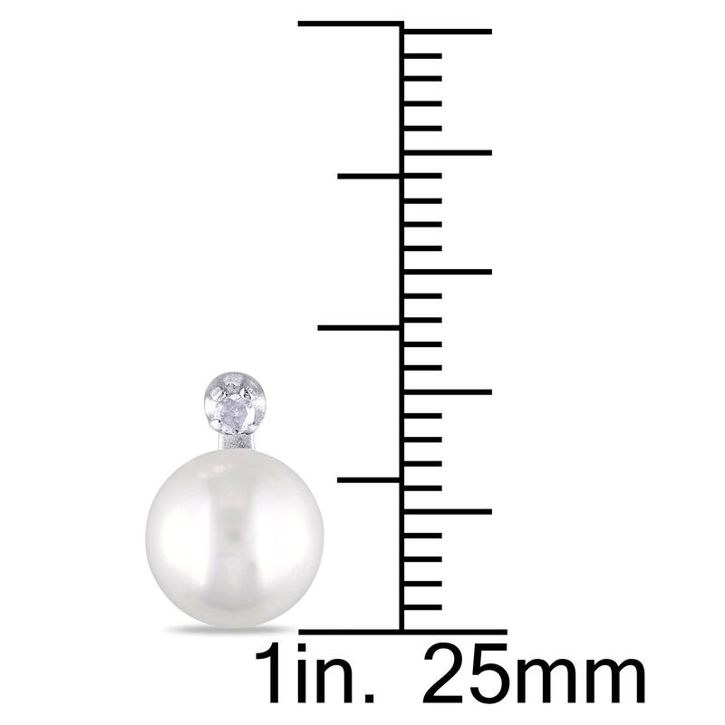 Miadora Sterling Silver Freshwater Pearl and Diamond Earrings (8-8.5 mm)
