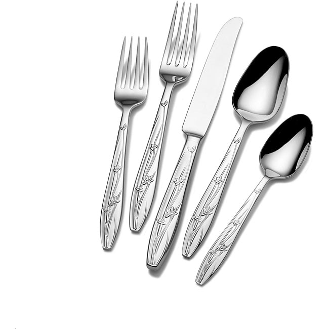 Mikasa Pure Red 5 piece Flatware Set