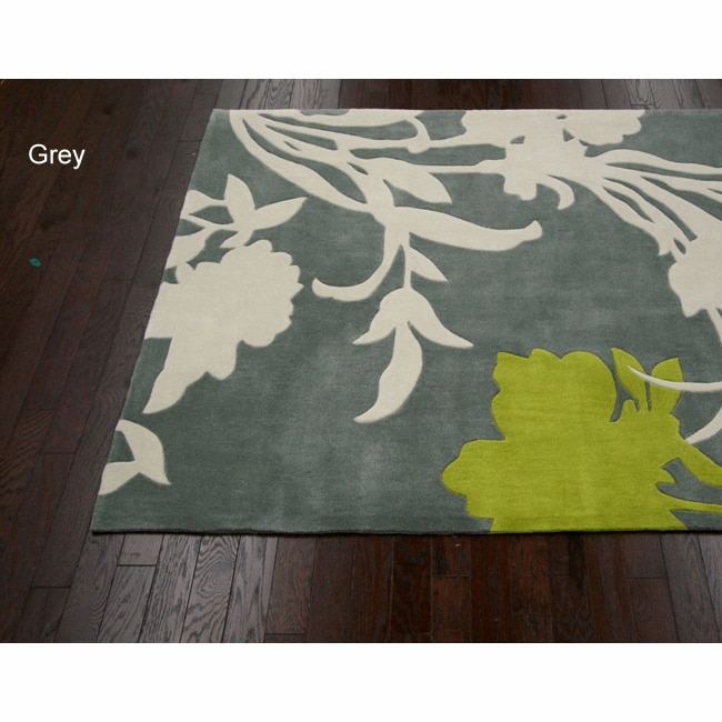 Nuloom Handmade Pino Emblem Floral Rug (76 X 96)