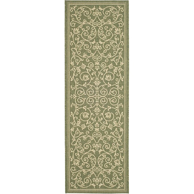 Indoor/ Outdoor Resorts Olive/ Natural Runner (24 X 67)