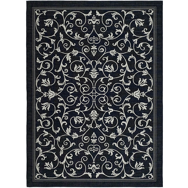 Indoor/ Outdoor Resorts Black/ Sand Rug (53 X 77)