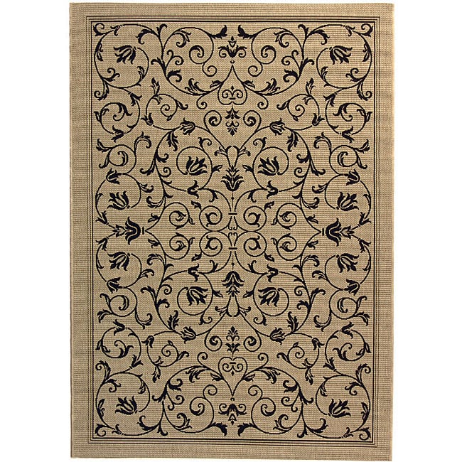 Indoor/ Outdoor Resorts Sand/ Black Rug (67 X 96)