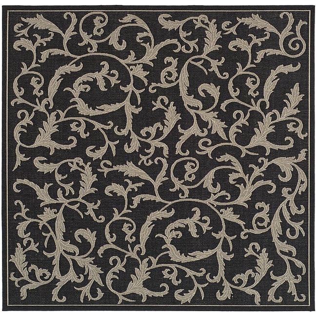 Indoor/ Outdoor Mayaguana Black/ Sand Rug (710 Square)