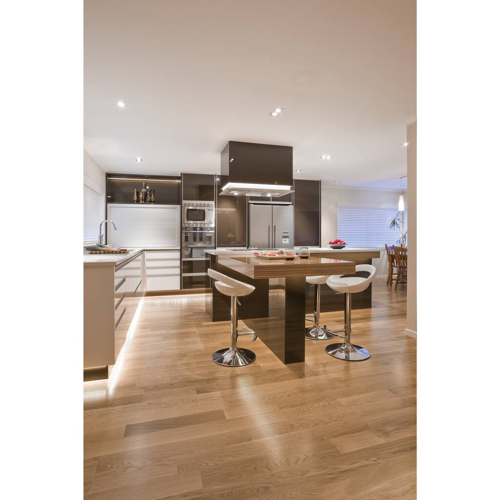 Swizzle White Bar Stool