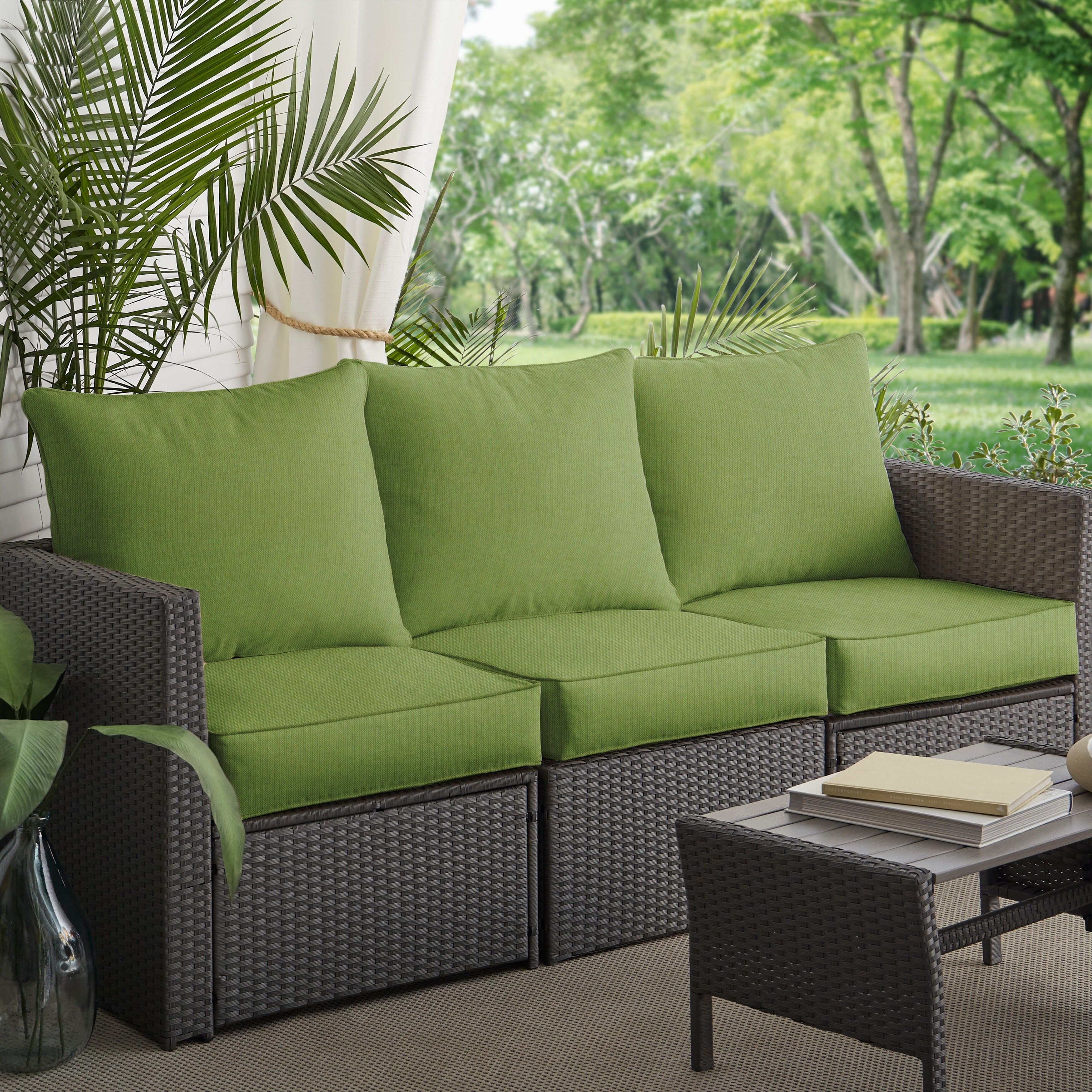 outdoor wicker sofa cushions