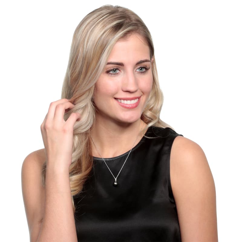 Miadora 14k White Gold Cultured Tahitian Drop Pearl Necklace (9-10 mm)