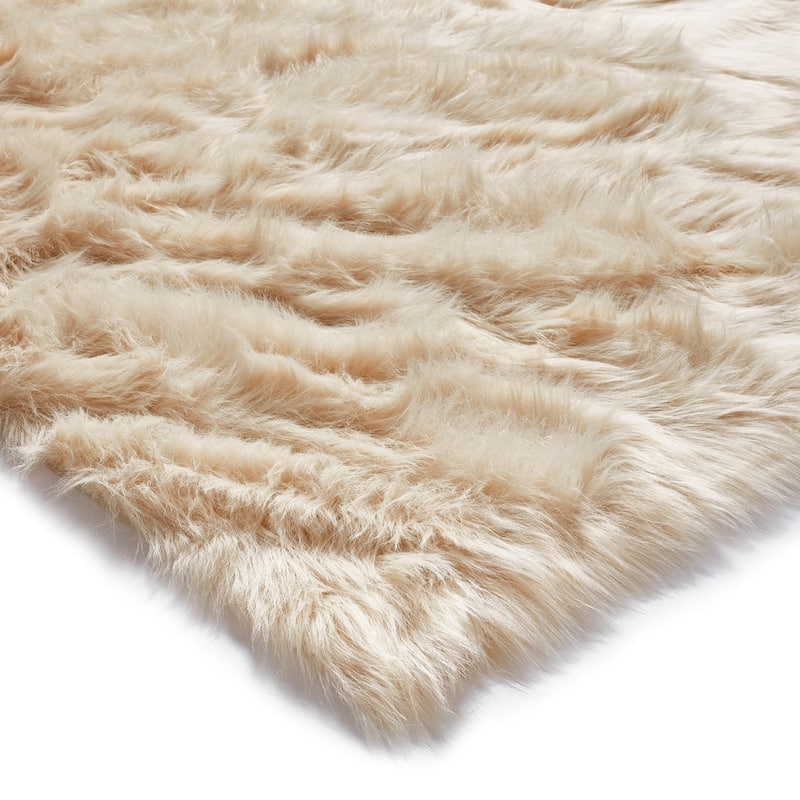 Strick & Bolton Newport Faux Sheepskin Shag Area Rug