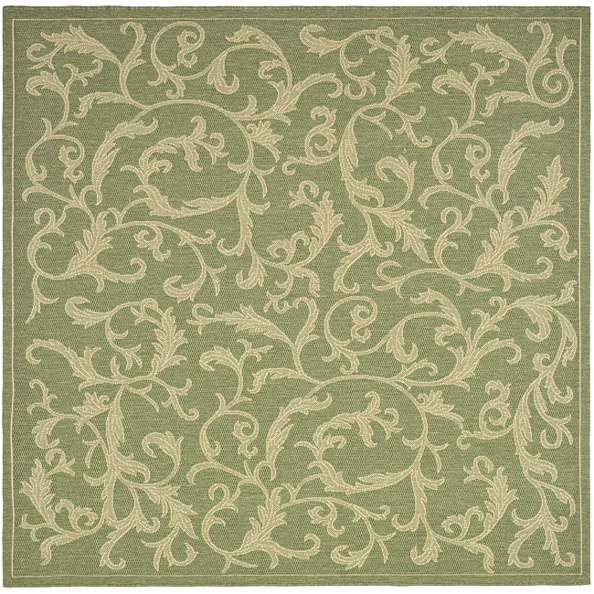 Indoor/ Outdoor Mayaguana Olive/ Natural Rug (710 Square)