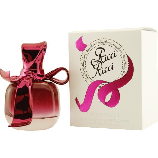 Ричи ричи чистопольская. Ricci Ricci Nina Ricci for women. Nina Ricci Ricci Ricci 50 ml подарочная коробка круглая. Ричи Ричи шариковые духи. Ricci Ricci спрей.