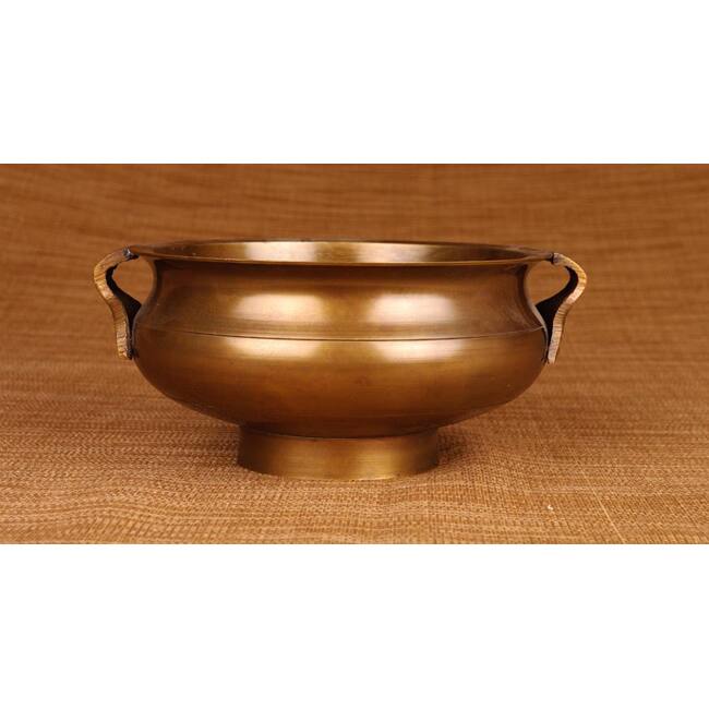 Brass Antiqued 24-oz Urli Sculpture (India)