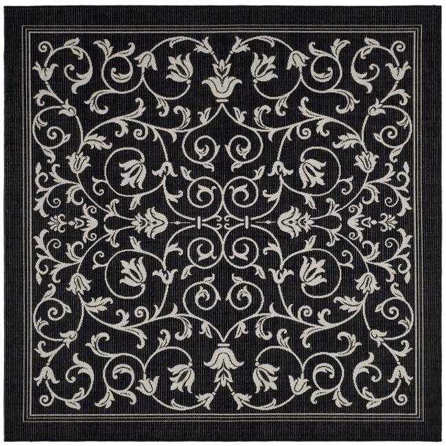 Indoor/ Outdoor Resorts Black/ Sand Rug (710 Square)