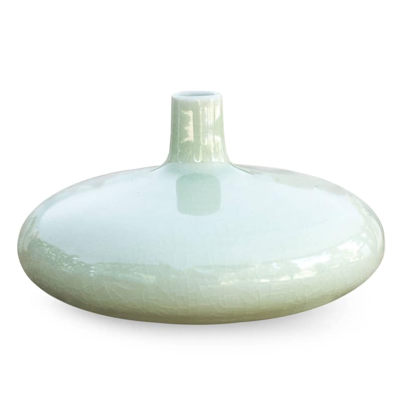 Handmade Celadon Ceramic 'Classic Green' Vase (Thailand)