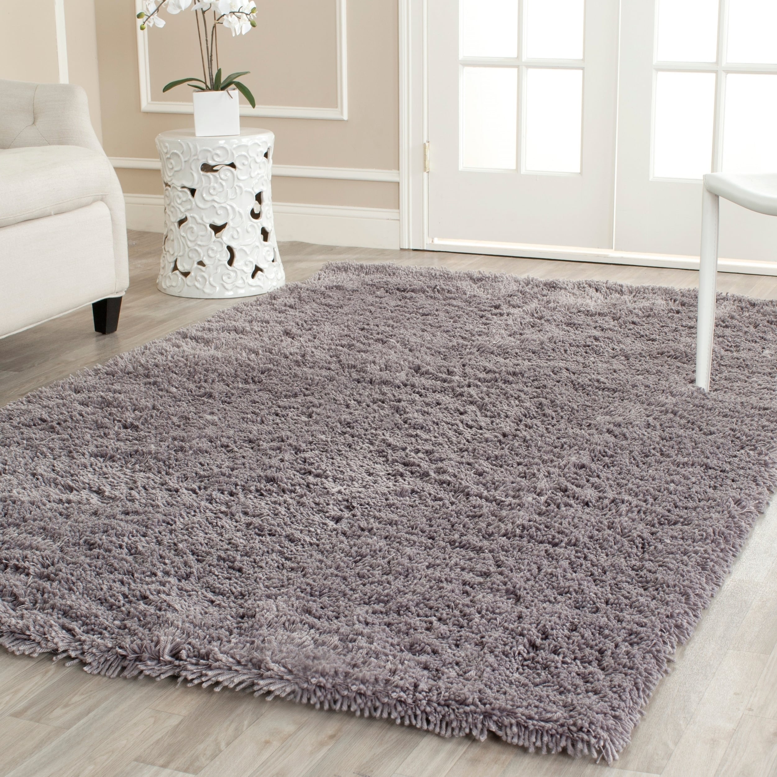 Hand woven Bliss Grey Shag Rug (4 X 6)