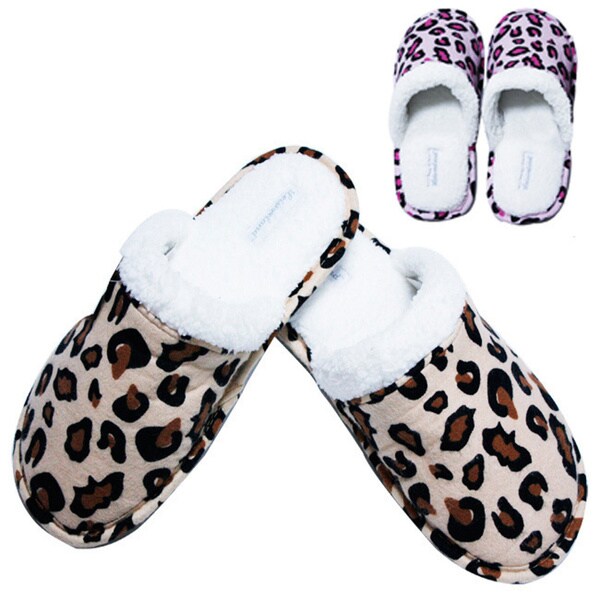 Shop Leisureland Women's Cotton Leopardprint Slippers Free Shipping