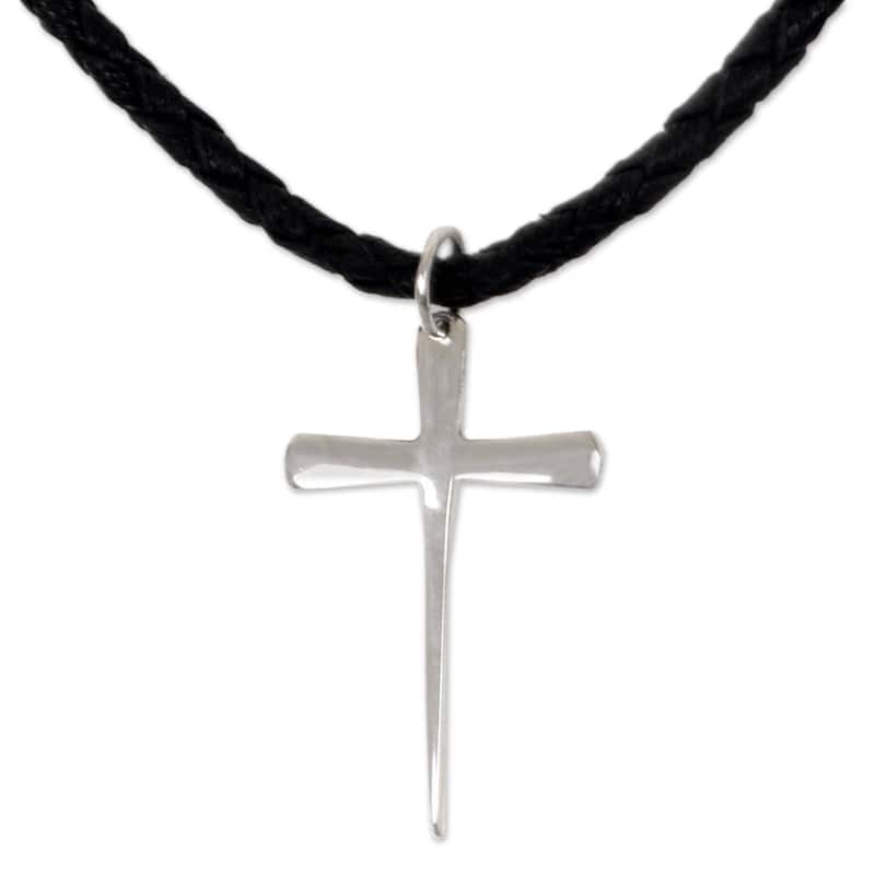 NOVICA Handmade Holy Sacrifice Sterling Silver Cross Pendant Necklace (Indonesia) - 7'6" x 9'6" - 7'6" x 9'6" - 21.5 Inch - Silver - White