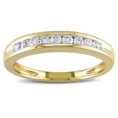 Miadora 10k Yellow Gold 1/4ct TDW Diamond Wedding Band