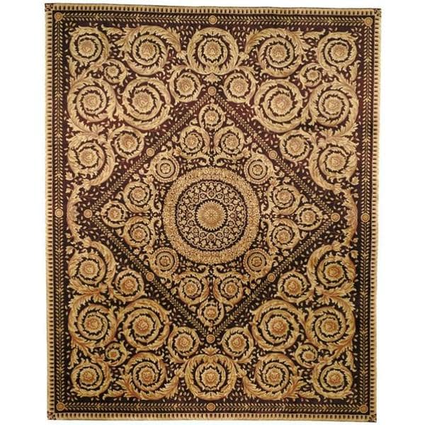 Safavieh Couture Florence Hand-Knotted Royal Crest Beige/ Burgundy Wool Area Rug (9' x 12')
