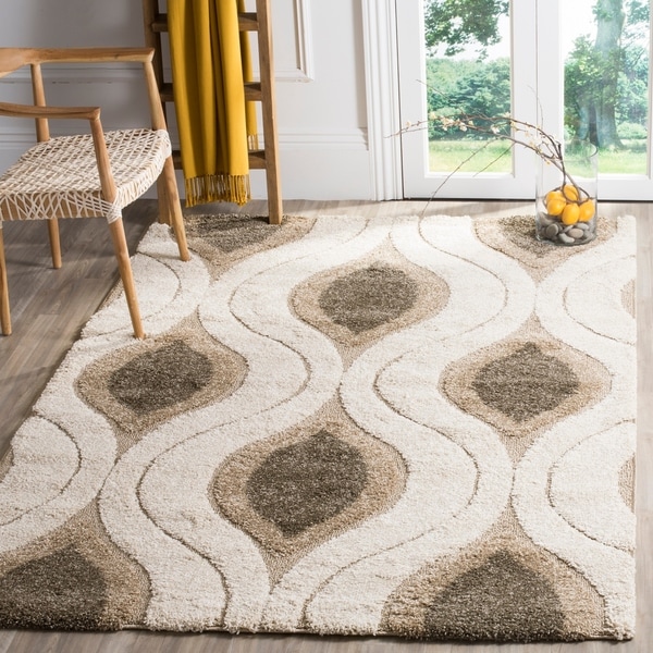 Safavieh Florida Shag Cream/ Smoke Geometric Ogee Area Rug - 5'3' x 7'6'