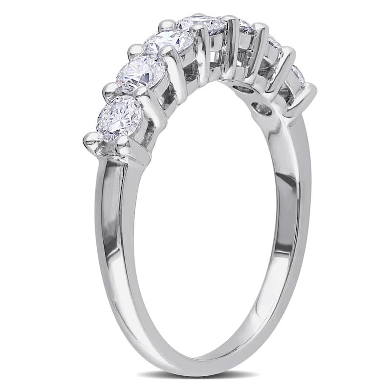 Miadora Signature Collection 14k White Gold 1ct TDW 7-Stone Diamond Anniversary Ring