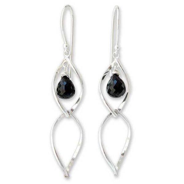 Handmade Sterling Silver 'Dancer' Onyx Dangle Earrings (Thailand)