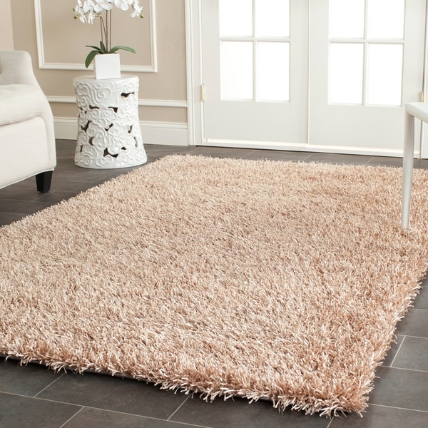 Safavieh Handmade New Orleans Shag Beige Textured Polyester Area Rug - 4' x 6'