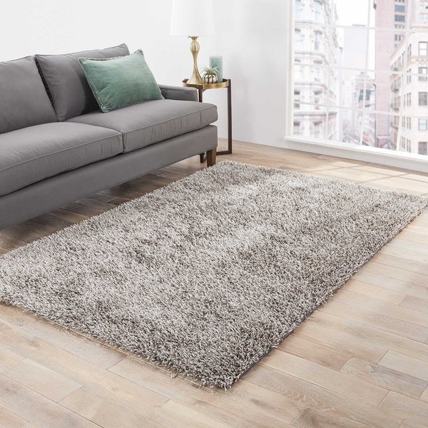 Vance Handmade Solid Silver Area Rug - 3'6 x 5'6