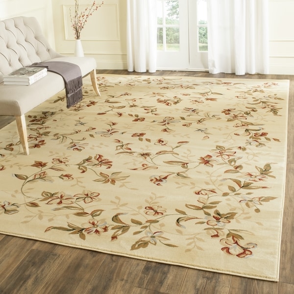 Safavieh Lyndhurst Traditional Floral Beige Rug - 8'11 x 12'