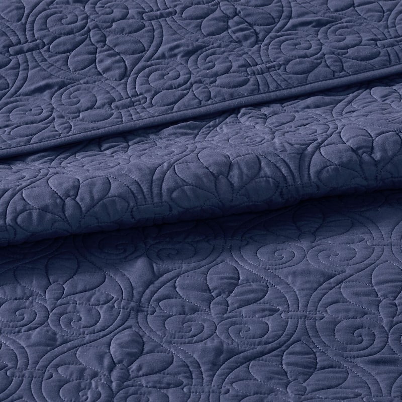 Madison Park Mansfield Reversible Quilt Set