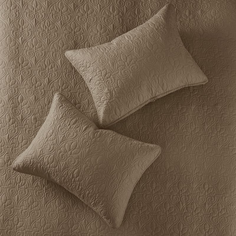 Madison Park Mansfield Reversible Quilt Set