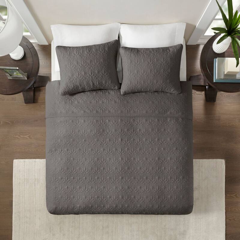 Madison Park Mansfield Reversible Quilt Set
