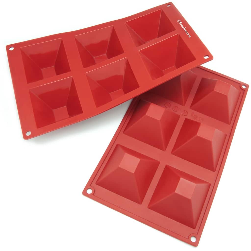 Freshware 6-cavity Pyramid Silicone Mold/ Baking Pans (Pack of 2)