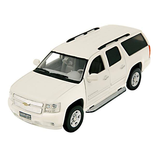 Chevrolet Suburban White Scale Die cast Model Car