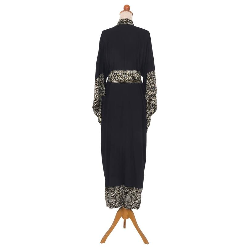 Handmade Rayon Midnight Rose Black Batik Robe (Indonesia)